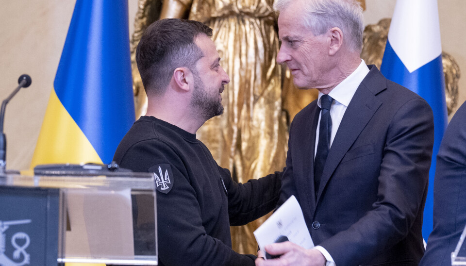 Ukrainas president Volodymyr Zelensky og statsminister Jonas Gahr Støre (Ap) etter pressekonferansen i forbindelse med det nordiske toppmøtet i Helsingfors der sikkerhet, nordisk samarbeid og landenes støtte til Ukraina ble diskutert.