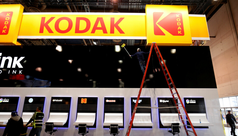 Ironisk nok var det Kodak som oppfant det digitale kameraet, men deres katastrofale feilvurdering i å ikke kommersialisere oppfinnelsen resulterte i et fatalt fall.