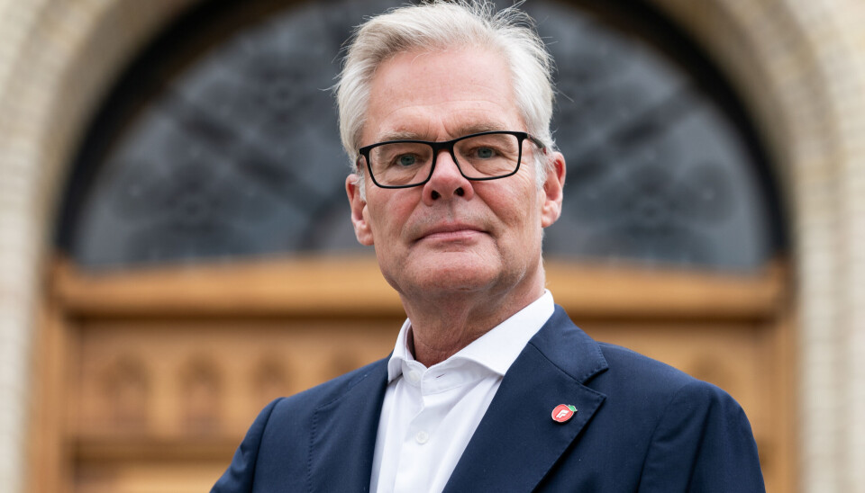 Frp-nestleder Hans Andreas Limi åpner for en reduksjon i sykelønnsordningen.