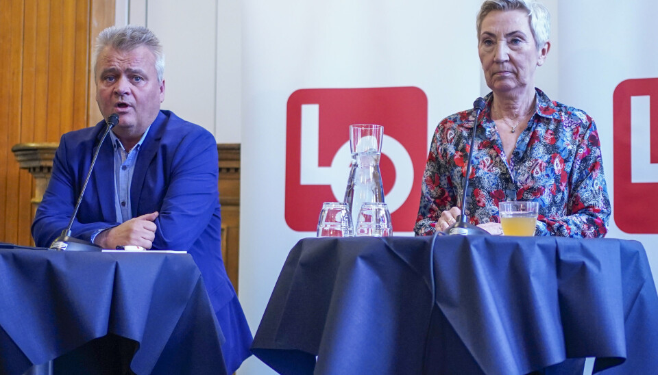 – Når lønningenes andel av verdiskapingen har falt fra over 80 til ned mot 70 prosent, viser det at eierne har stukket av med mer av verdiskapingen de siste årene, sier LO-leder Peggy Hessen. Her sammen med leder i Fellesforbundet, Jørn Eggum.