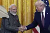 Donald Trump (til høyre) har den siste tiden lagt an en mykere tone overfor India og kaller nå landets statsminister Narendra Modi «en svært god venn». Onsdag sa den amerikanske presidenten at India har gått med på å slutte å kjøpe olje fra Russland.