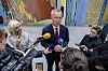 Finansminister Jens Stoltenberg redegjør for  regelendringene til Oljefondets etikkråd. Han vil ha mindre strenge regler.