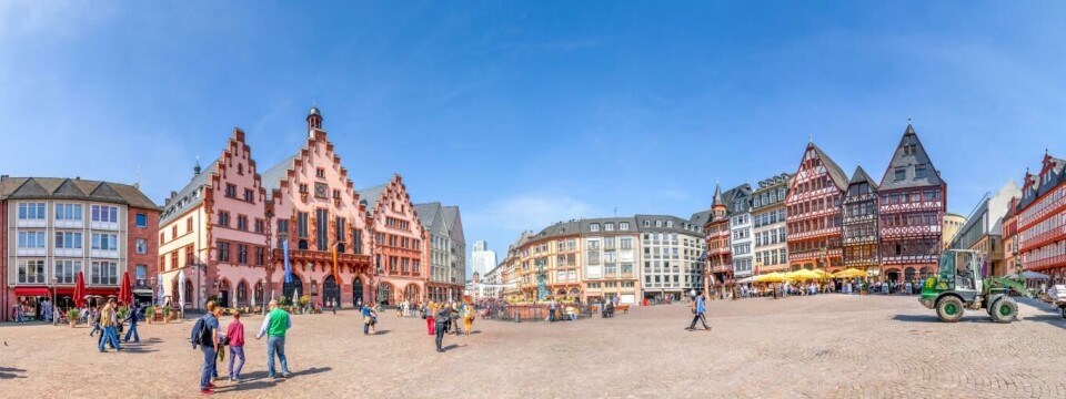 Foto «STUEN»: Rådhusplassen, eller Römerberg, kalles bare for «stuen» av de innfødte i Frankfurt. (Foto: Dreamstime)