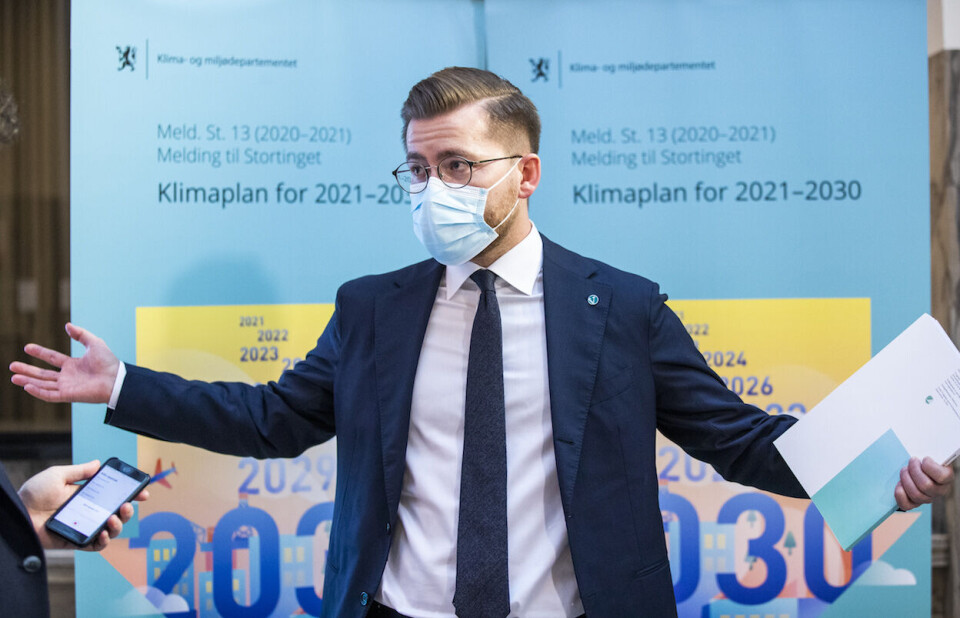 Klima- og miljøminister Sveinung Rotevatn under presentasjonen av stortingsmeldingen «Klimaplan for 2021-2030».