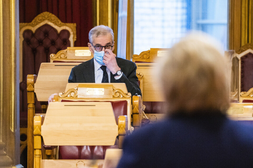 Hadde Jonas Gahr Støre gjort enn bedre jobb enn Erna Solberg hvis han var statsminister? Det får vi aldri svar på. Svar skal koronakommisjonen gi oss når den snart legger fram sin rapport. Men krisen er ikke over. Det kan bli behov for enda en koronakommisjon, mener Aslak Bonde.