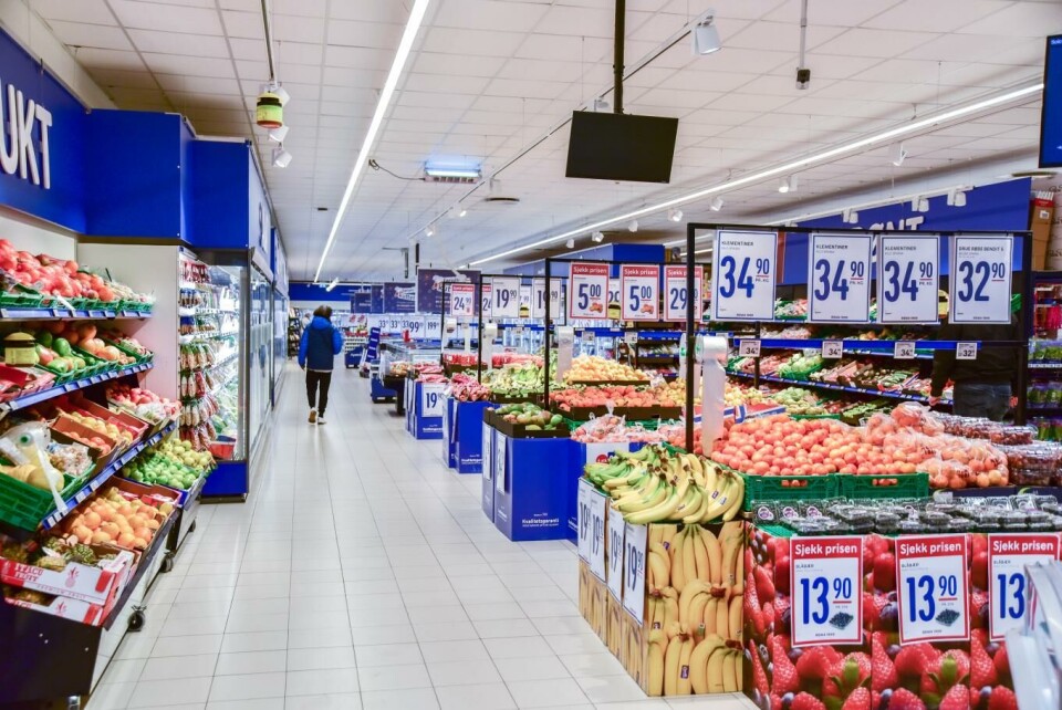 Norske private eiere er tydeligst til stede i næringer som næringsmiddelindustri, varehandel, reiseliv og bygg og anlegg. Bildet er tatt hos Rema 1000 Gulskogen. Illustrasjonsfoto: Are Knudsen