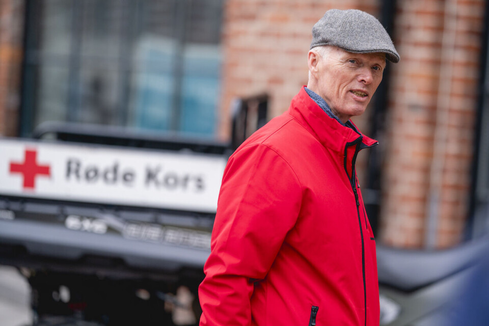 Røde Kors-president Robert Mood sier han er bekymret over tallene som viser at mange tar lett på de enkle smittevernreglene som kan bidra til å bremse spredningen av koronaviruset.