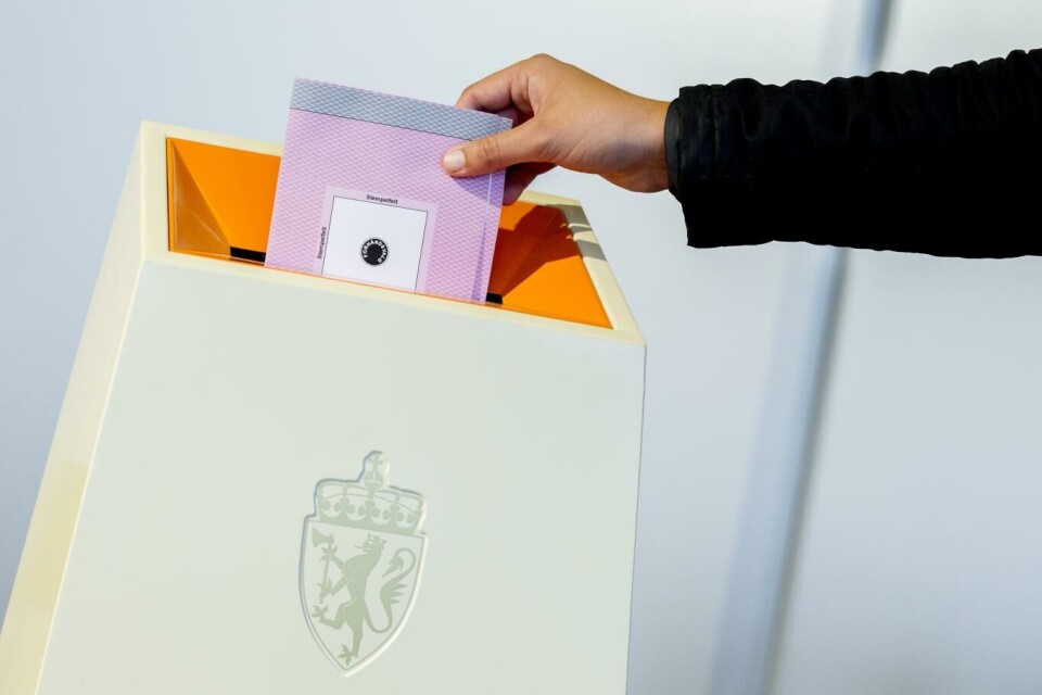 Forskere vil finne ut om SMS-oppfordring om å bruke stemmeretten fikk flere til å stemme.
