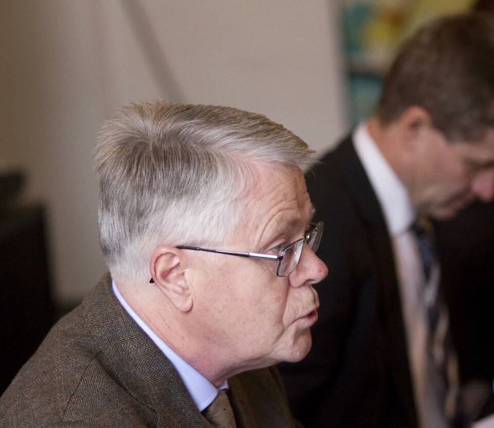 Utvalgsleder Oddvar Flæte har jobbet med forslag til ny kommunelov i over to år. I dag overrekker han NOU 2016:4 til kommunal- og moderniseringsminister Jan Tore Sanner.
