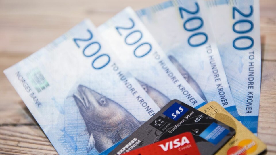 Flere unge i arbeid, og flere i ny jobb bidro til lavere lønnsvekst mellom 4. kvartal i 2021 og 2022.