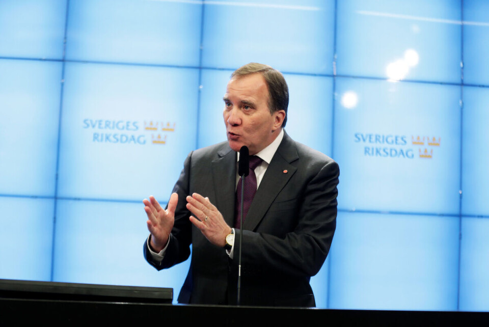 Statsminister Stefan Löfven holder pressetreff i Riksdagens pressesenter mandag.