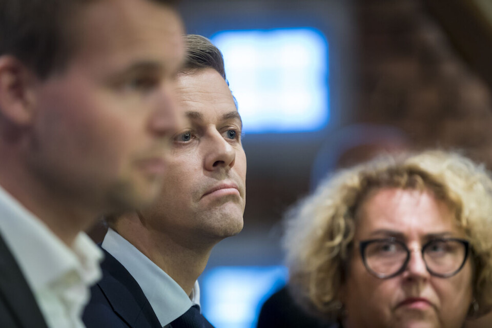 KrF-leder Knut Arild Hareide har åpnet for et samarbeid med Ap og Sp, noe som har skapt intern uro i partiet.